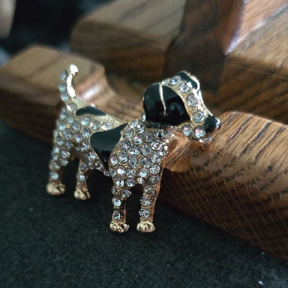 Rhinestone Black & Gold Dog Brooch Pin - Sparkling Pet Silhouette Accessory - Picture 2 of 3